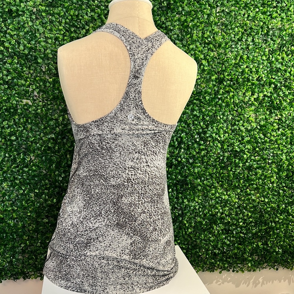 Cool Racer Back Tank Top - Picture 3 of 4